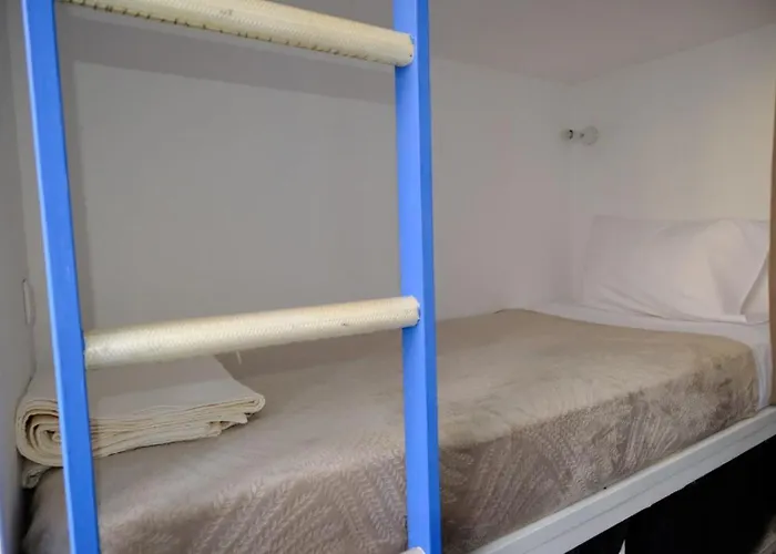 Paradise * Лісабон