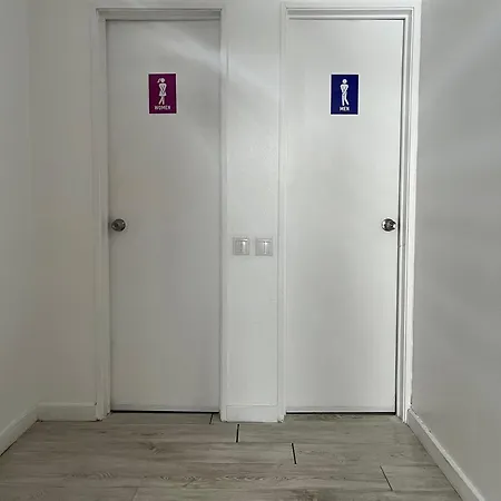 Auberge de jeunesse Paradise *