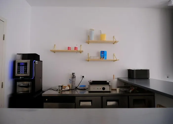 Paradise بيت شباب