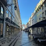 Paradise بيت شباب