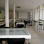 Paradise بيت شباب